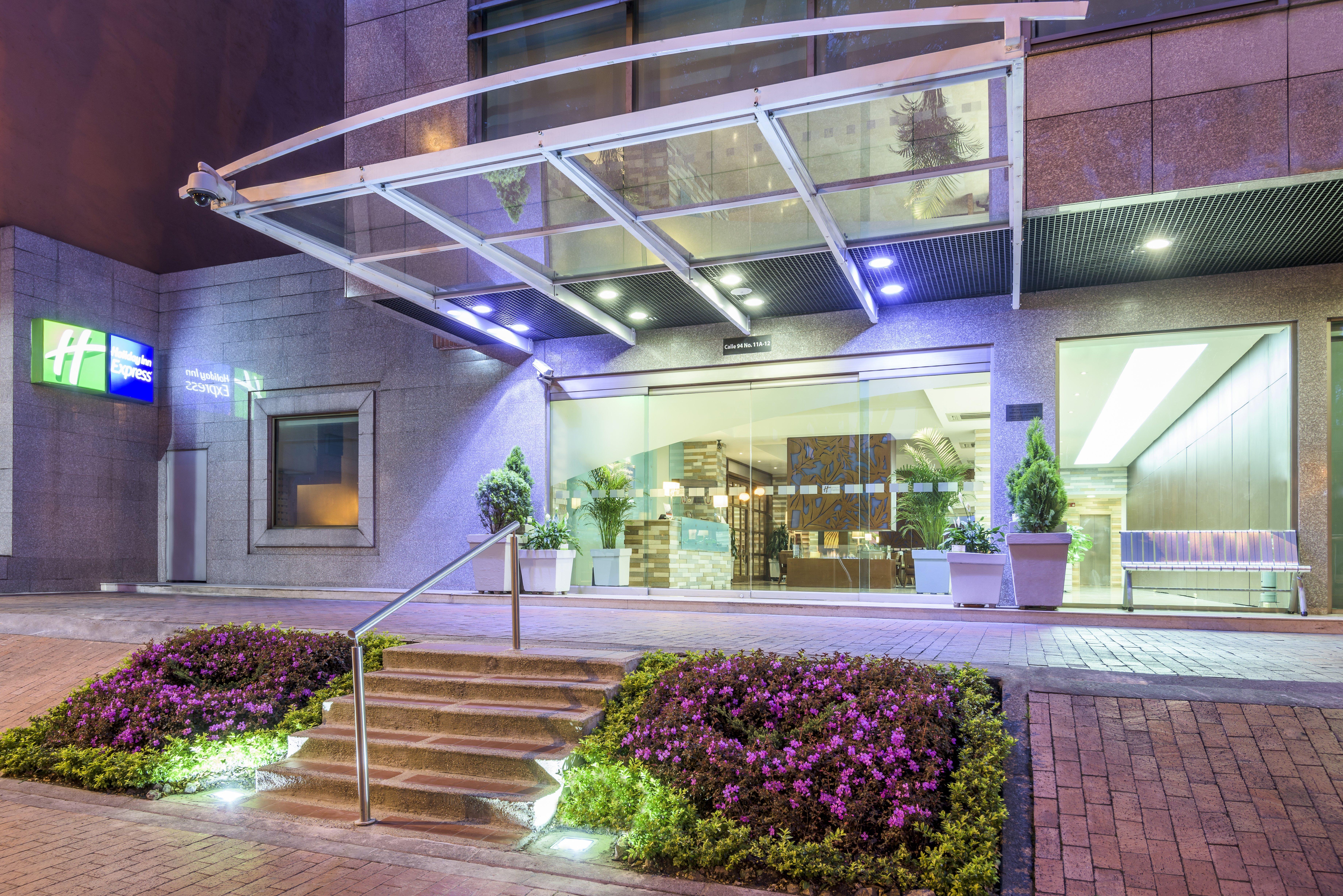 Holiday Inn Express Bogota - Parque La 93 By Ihg Eksteriør billede