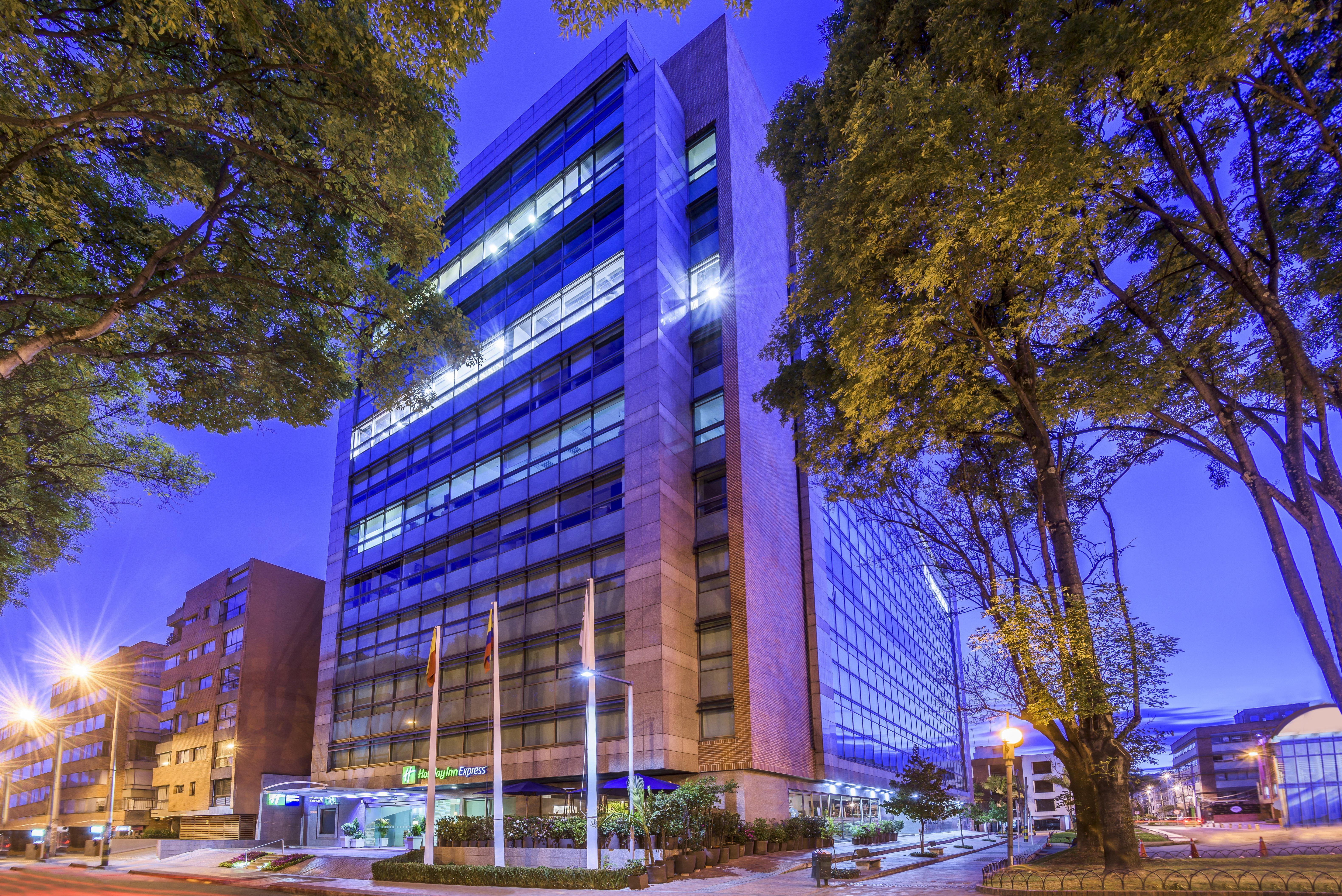 Holiday Inn Express Bogota - Parque La 93 By Ihg Eksteriør billede